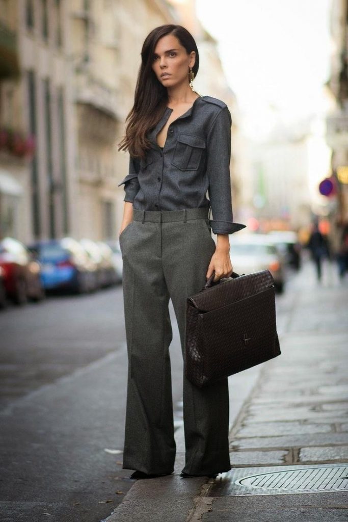 How to Dress and Prepare for an Interview