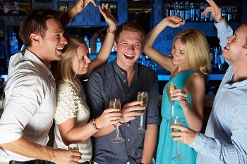 5 Signs a Club is Good to Meet Girls At